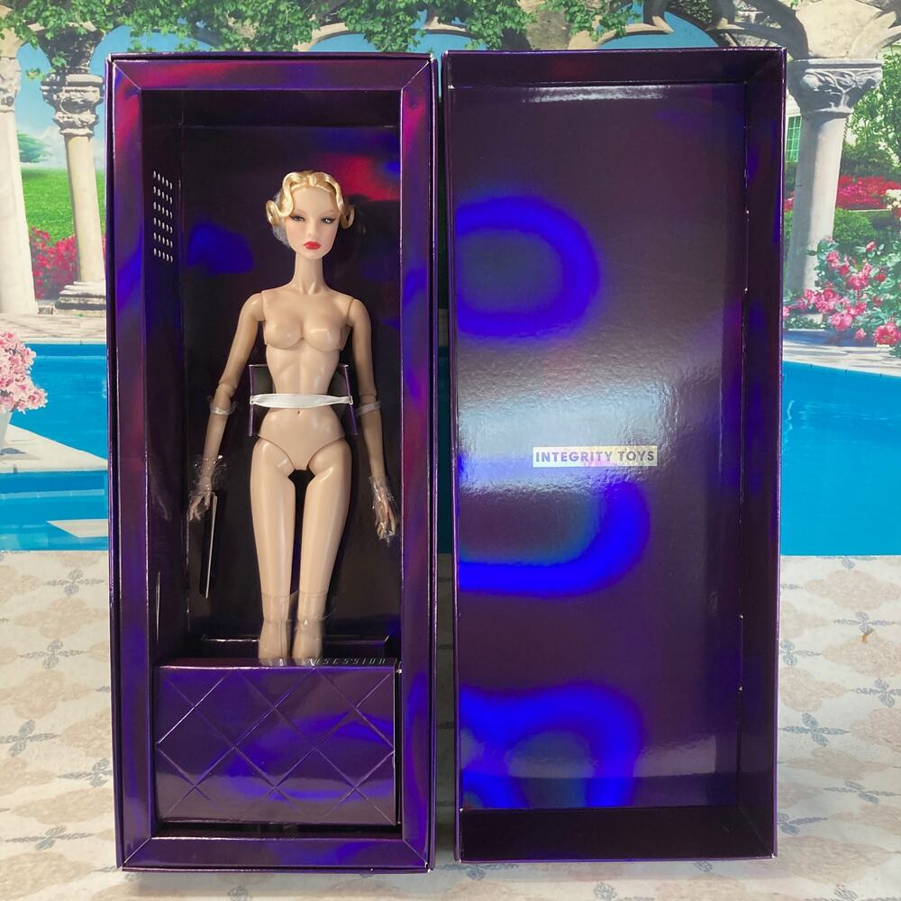 Integrity Toys 12" Fashion Royalty Vendetta Agnes von Weiss #91530 (2021) NUDE